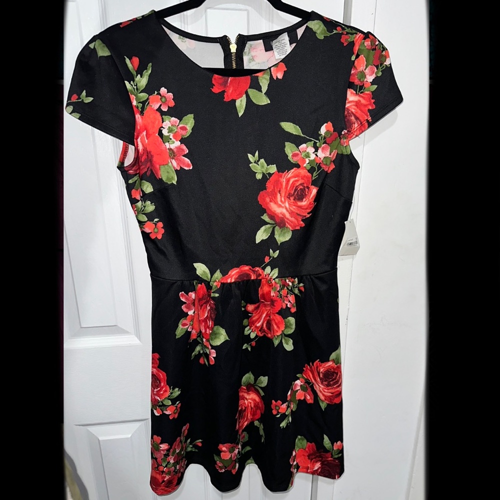 B. Darlin size 11/12 black and red floral dress